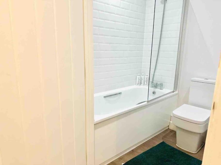 Coastal Charm Comfort In Дом отдыха